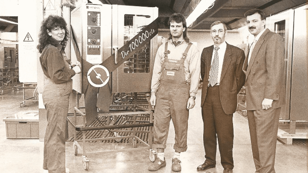 1996: Production of our 100,000th combi-steamer