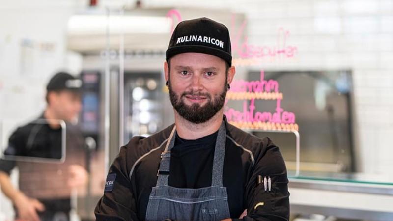 „Mit fünf Personen brauchst du gute Geräte, dass du mittags 300 Essen in gleicher Qualität ausgeben kannst.“