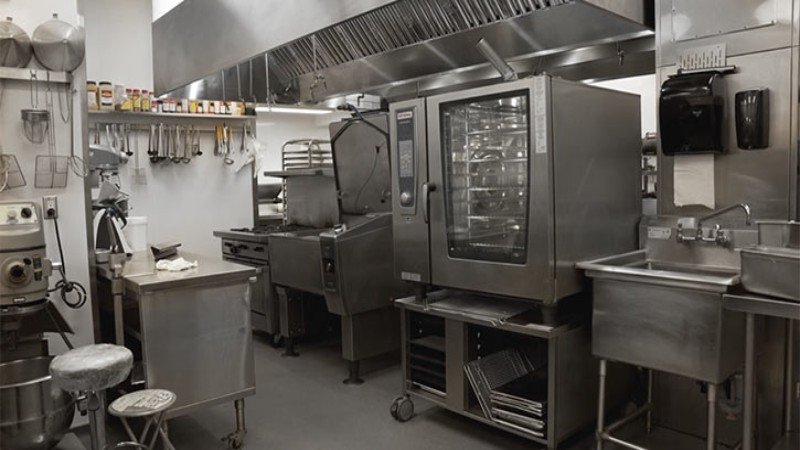 “To have the chance to work with three RATIONAL products really makes our kitchen more functional and more simple. I would really have a hard time without them.“
