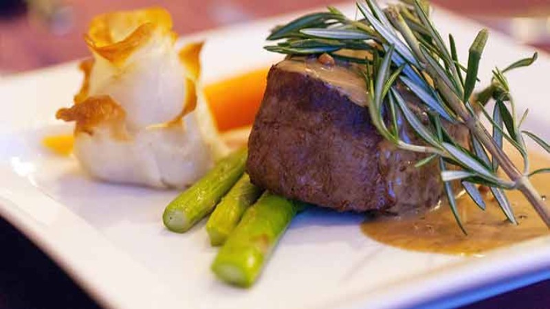 “We bought our CombiMaster Plus in 2004 and it is still a workhorse in our kitchen.“