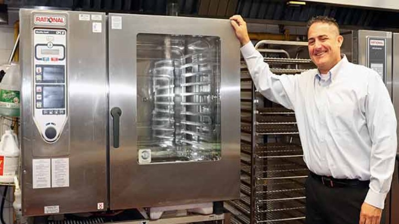“We bought our CombiMaster Plus in 2004 and it is still a workhorse in our kitchen.“