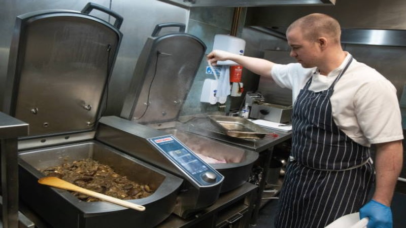 “With traditional equipment you‘d need multiple pots and pans to get everything ready, and then to transfer the food between appliances. Using the VarioCookingCenter<sup>®</sup> basically removes most of that from the equation, which saves so much time and bother, along with storage space.“