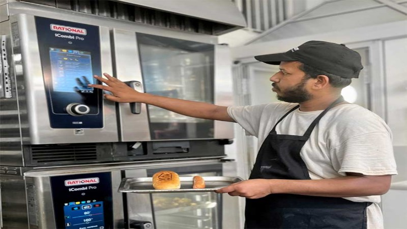 «Descriverei RATIONAL a un collega come uno chef de partie solido, affidabile, che risolve i problemi e non li crea.». 