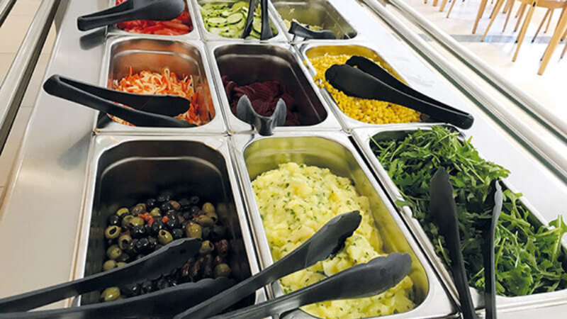 “Grazie al VarioCookingCenter<sup>®</sup> riesco a dare una qualità costante alle pietanze e il personale riesce a lavorare al meglio“
