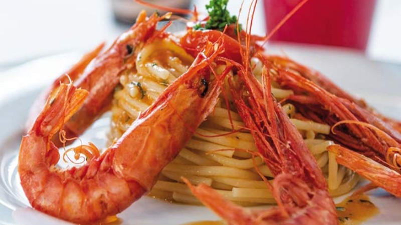 «La camera di cottura ha una performance imbattibile. Per chi come me fa cucina “alla spicciolata“ è un parametro importantissimo: devo poter inserire la mia placca in un punto qualsiasi del forno ed essere sicuro di avere risultati sempre ripetibili».