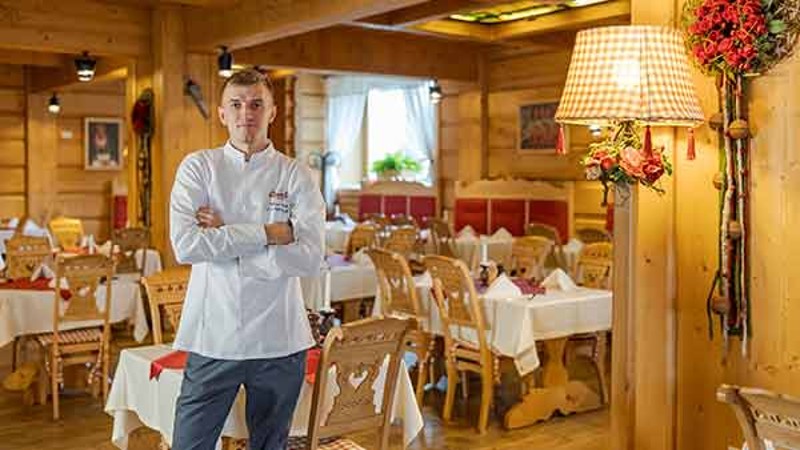 W restauracji Góralskiej każdy posiłek zamienia się w niezapomniane doświadczenie. 