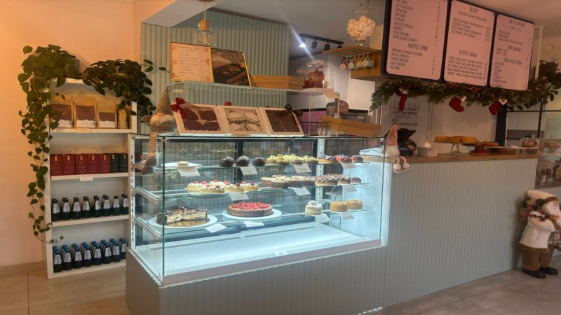 „Kompleksowo obsługujemy wesela i eventy, ale też produkujemy na potrzeby restauracji i sal“ - mówi Weronika Lorentowicz, współwłaścicielka marki. - „To wymaga dużej elastyczności i bardzo dobrze poukładanych procesów.“