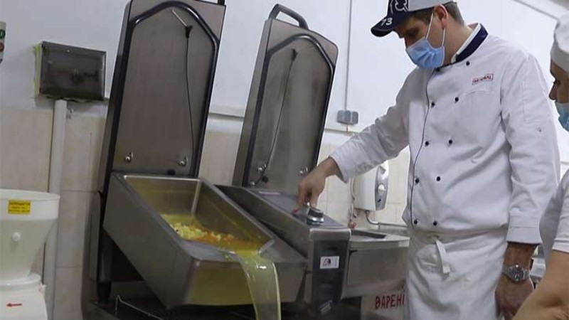 “It turned out that only two pieces of RATIONAL equipment are enough in the school kitchen to cook all the dishes, and the quality remains high. In addition, we can be sure that the dishes are really healthier, because they are steamed, and much less oil is needed to сook fried dishes.“