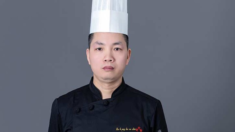“日常我需要管理门店的运营、负责开店计划。iCombi Pro 膳酷盛 能够有效帮助我们研发新的辅菜品。“ 