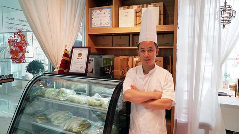 “将iCombi Pro 膳酷盛 膳酷盛 引进厨房是大胆且正确的尝试,给我们的厨房带来很大的变化“