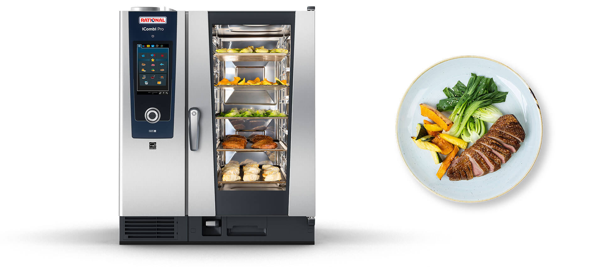 Un forno Rational iCombi Pro che espone vari alimenti, con accanto un piatto di carne e verdure affettate.