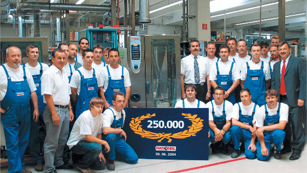 Produzione del 250.000° RATIONAL Combi-Vapore