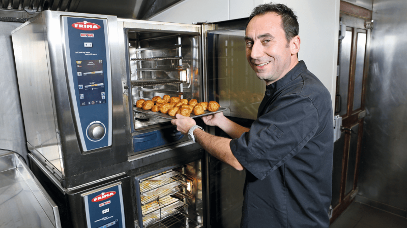 «Nos deux SelfCookingCenter<sup>®</sup> nous ont permis d’optimiser notre service de façon significative.»
