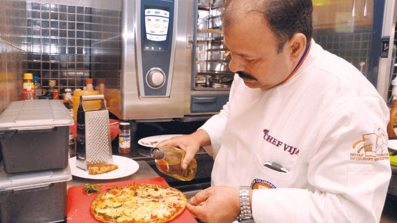 “We serve every dish within 9 minutes. With the automatic processes, we speed up by far and reach always perfect results. Freshness, our customers can taste.“
