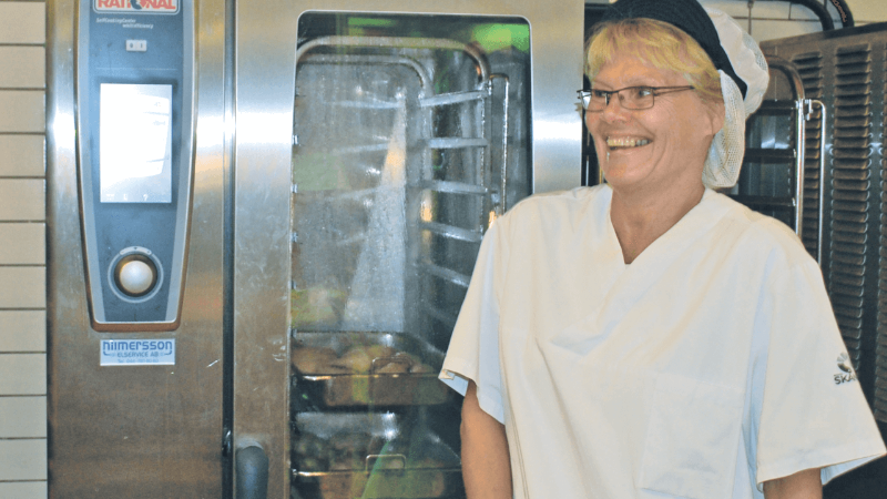"RATIONAL ovens free up time, so we have time to bake our own buns and cakes, etc."