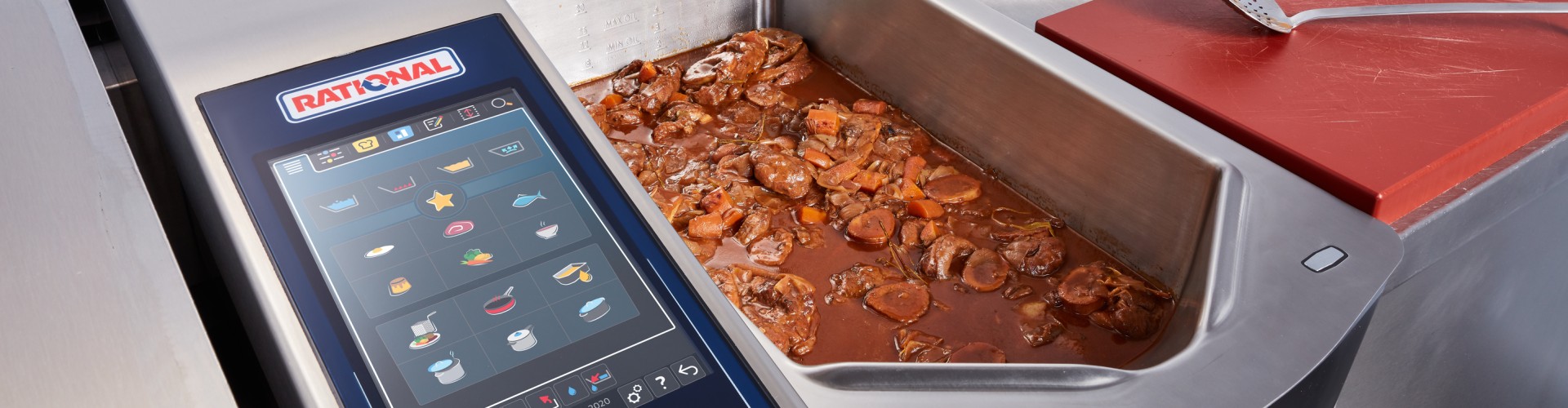 A close-up of a iVaro Pro 2-S with meat ragout simmering inside, showcasing the control panel.