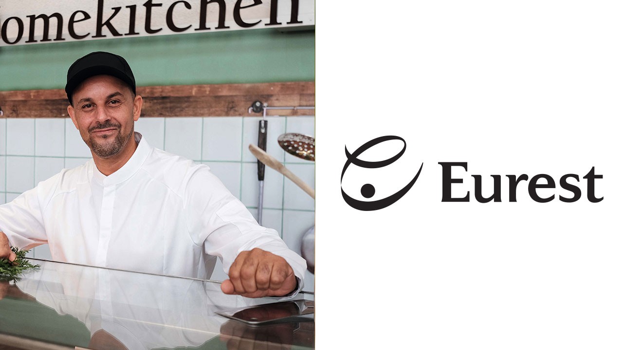Koch in weißer Uniform neben Eurest Logo in geteilter Grafik.