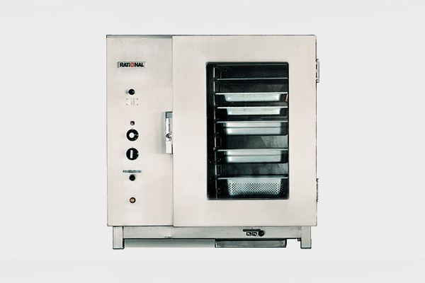 First RATIONAL combi-steamer from 1976 – a milestone in professional kitchen technology.