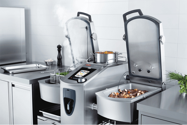 RATIONAL iVario Pro – the multifunctional cooking system for boiling, frying, and deep-frying.