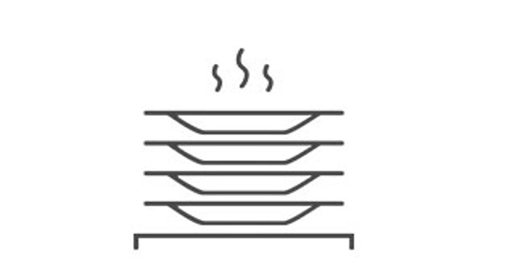 多层托盘上方带有热气线条的图标，象征餐饮配餐或保温出餐功能。